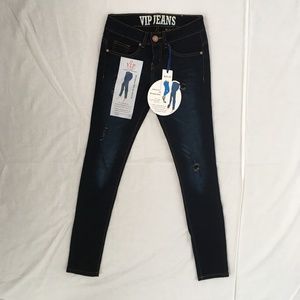 VIP House of Fashion | Butt Lift Jeans | Dark Wash